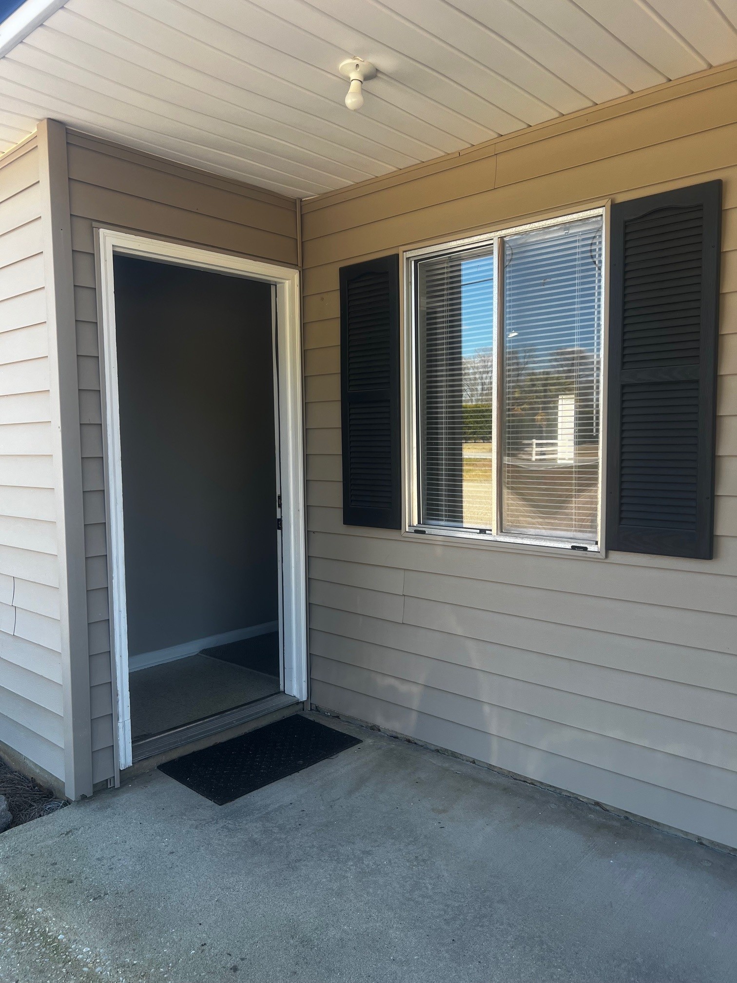 5104 East National Cemetery Road - D