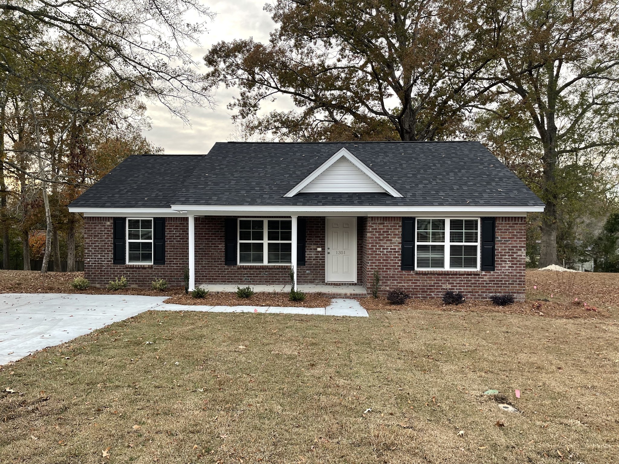1351 Virginia Acres