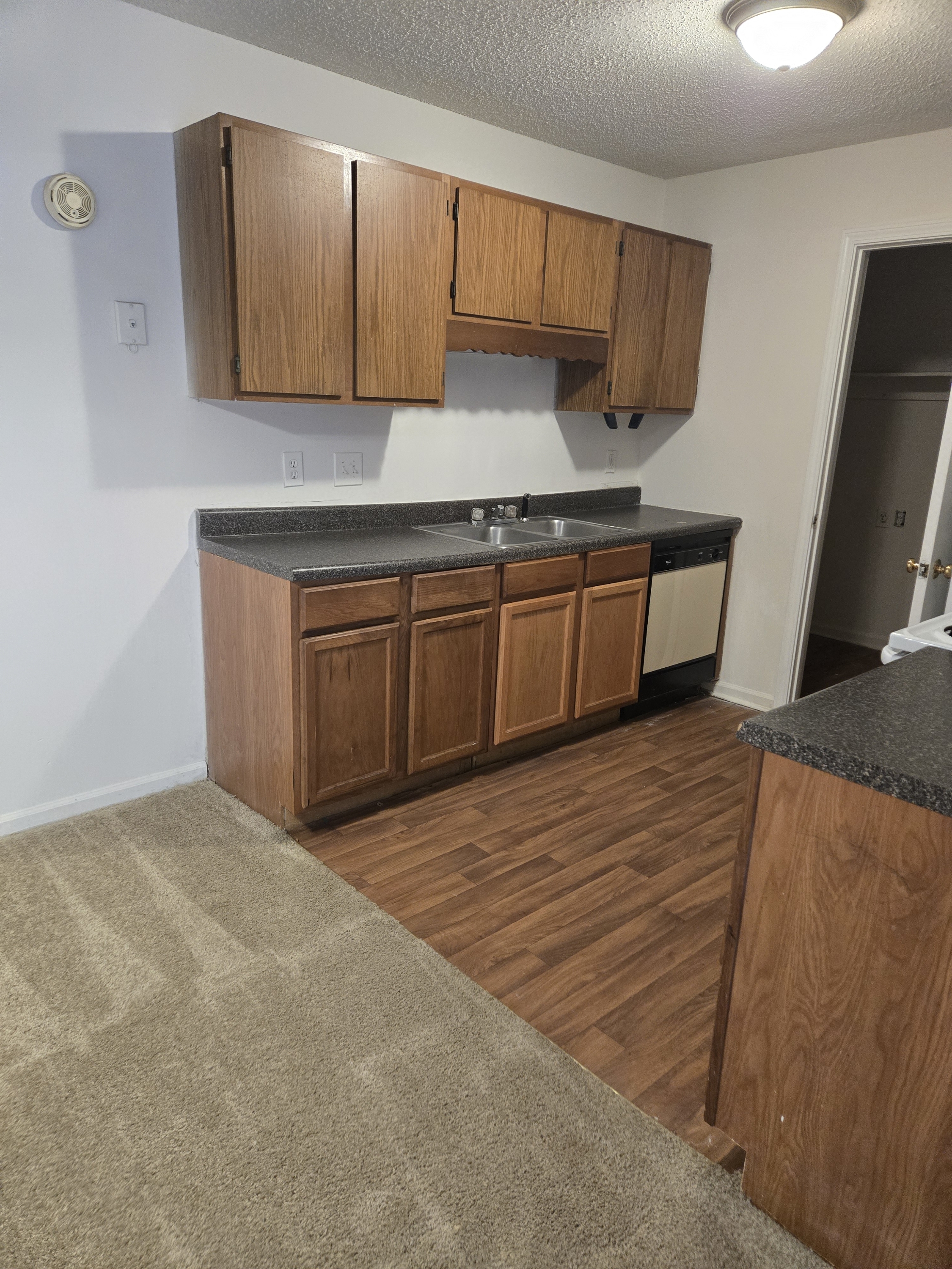 727-A South Parker Drive